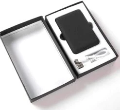 Batterie Externe Anewu 10000mAh -Monde Electronique Batterie externe Anewu 10000mAh emballage