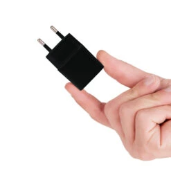 Adaptateur Secteur Quick Charge 3.0 8 Adaptateur Secteur Quick Charge 3.0 -Monde Electronique Chargeur Secteur Rapide MyGadget petit et portable